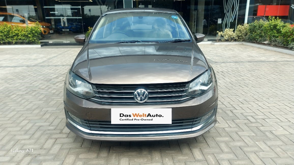 Volkswagen Vento(2015-2019) Highline Diesel At